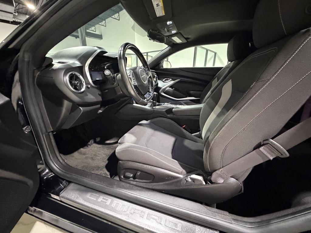 Chevrolet Camaro 1LS Coupe 2017