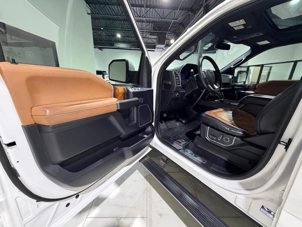 Ford F-150 Lariat SuperCrew 6.5-ft. Bed 4WD 2017