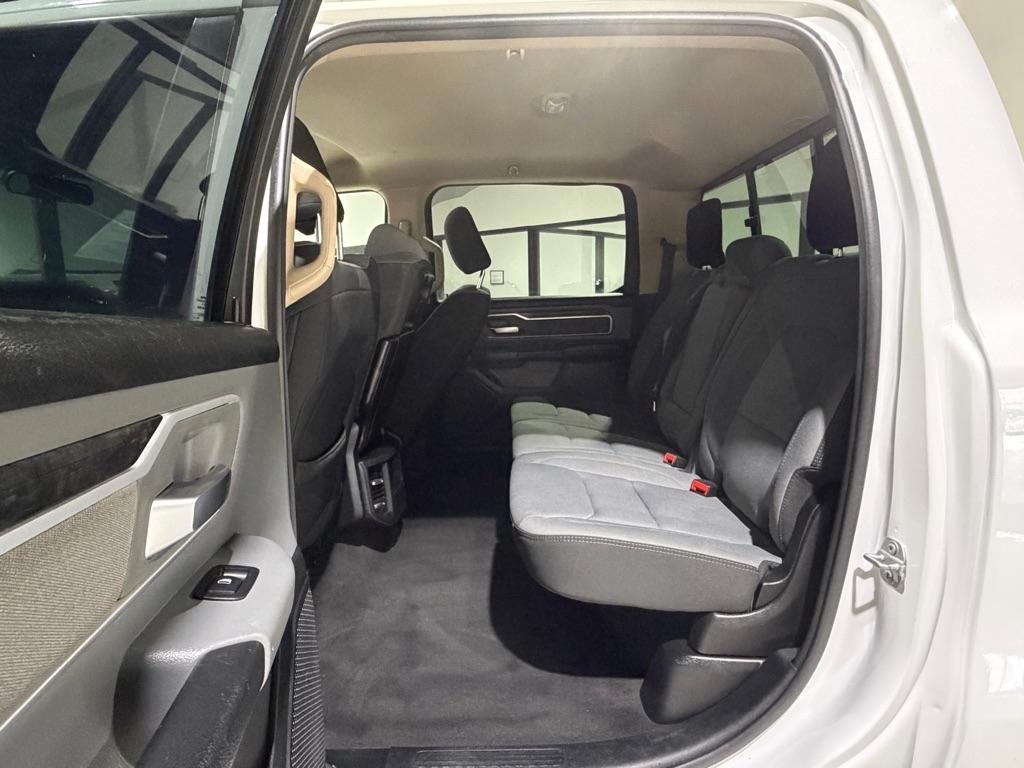 RAM 1500 Big Horn Crew Cab SWB 2WD 2020