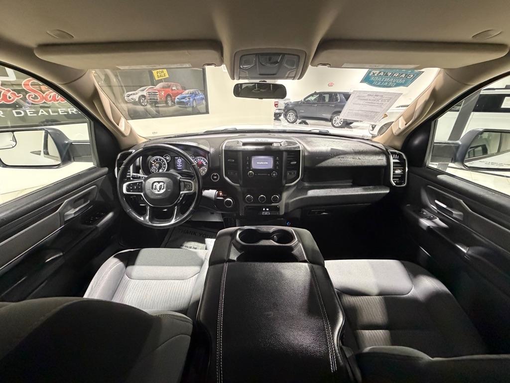 RAM 1500 Big Horn Crew Cab SWB 2WD 2020