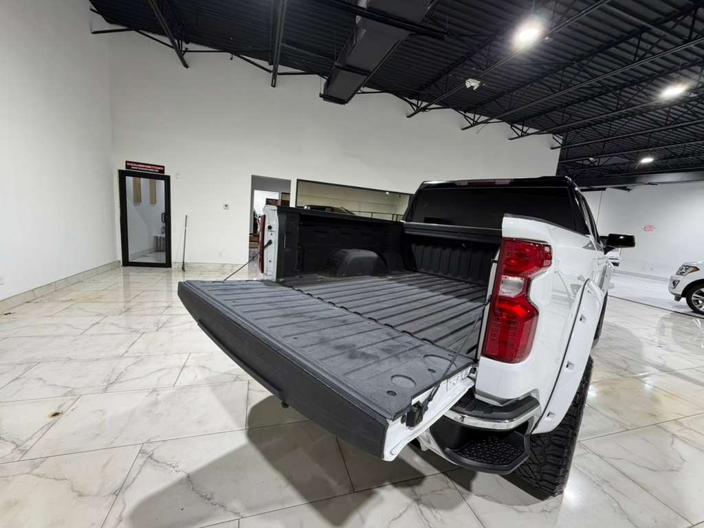 Chevrolet Silverado 1500 LT Crew Cab 4WD 2020