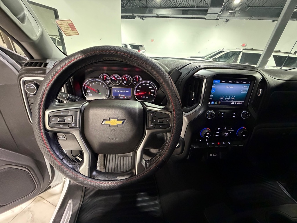 Chevrolet Silverado 1500 LT Crew Cab 4WD 2020