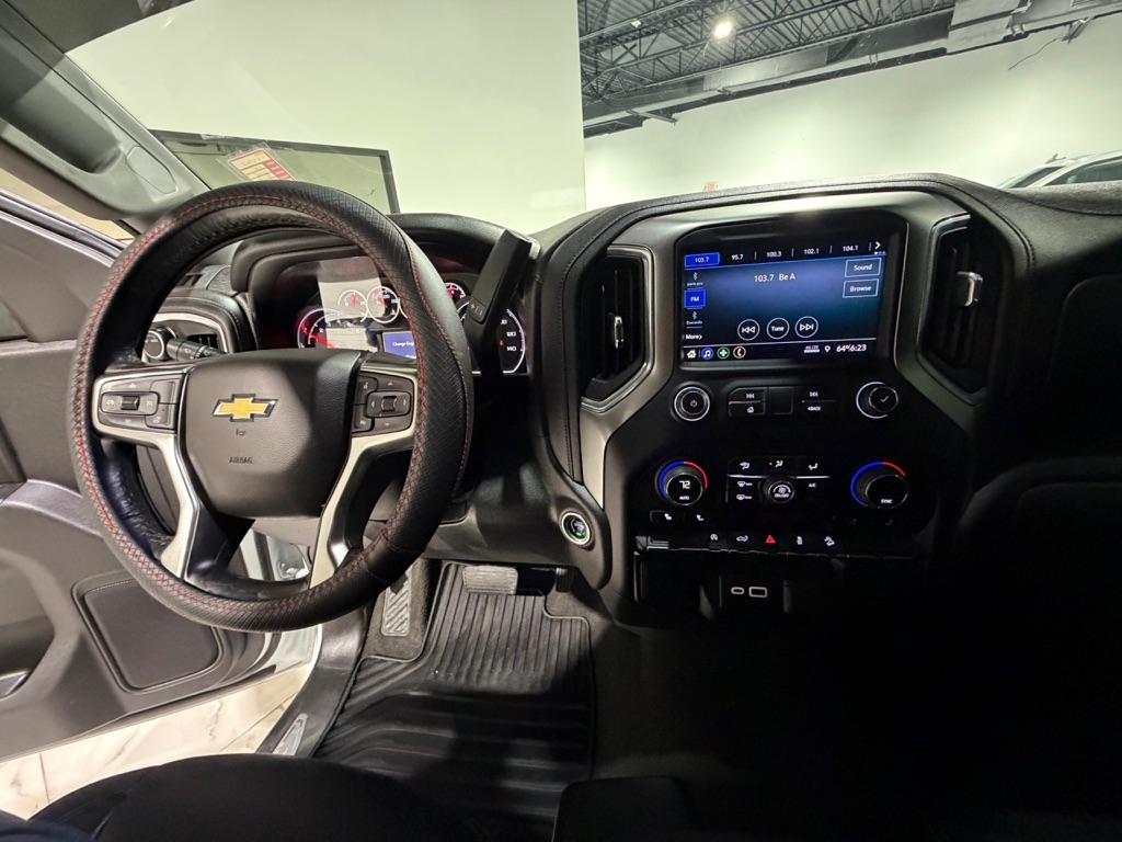 Chevrolet Silverado 1500 LT Crew Cab 4WD 2020