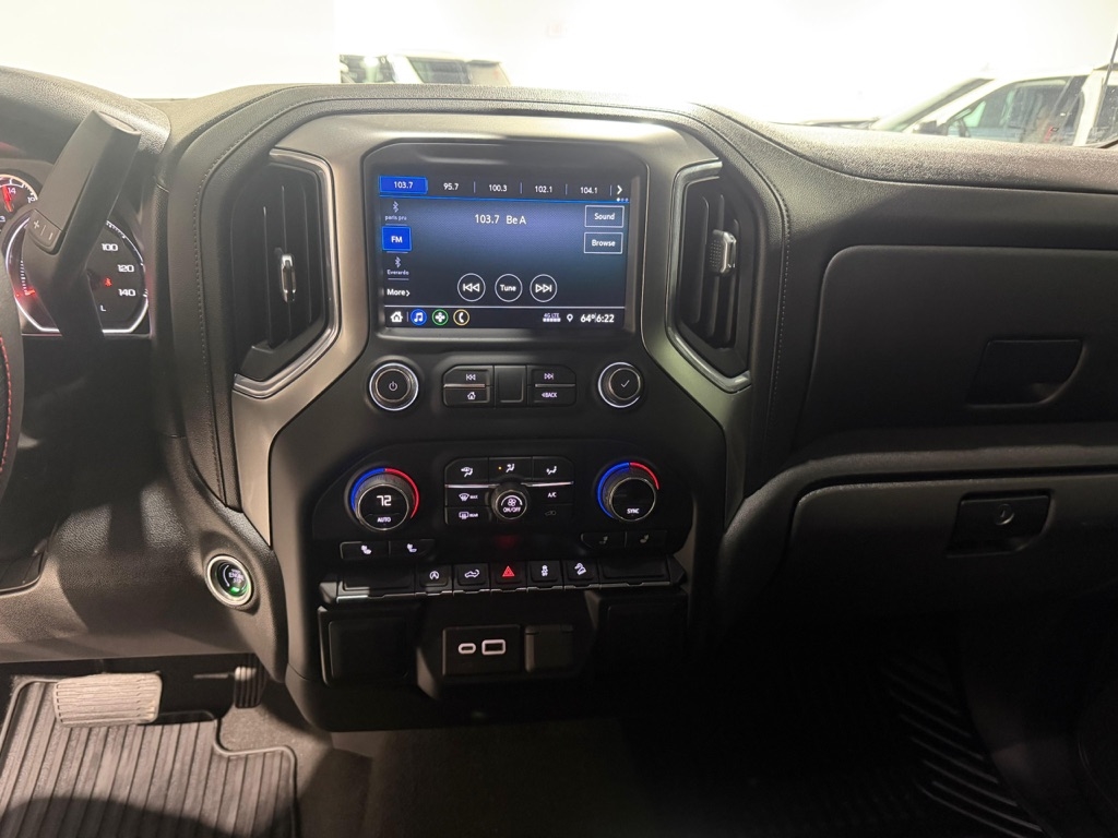 Chevrolet Silverado 1500 LT Crew Cab 4WD 2020