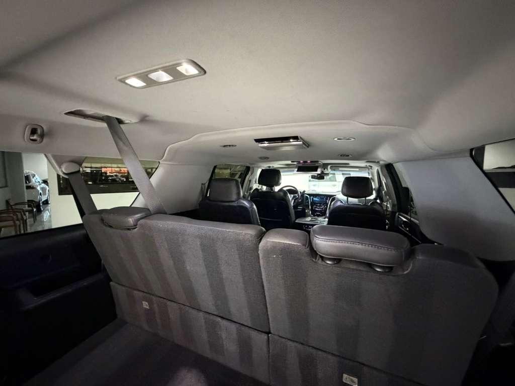 Cadillac Escalade ESV 2WD Premium 2018