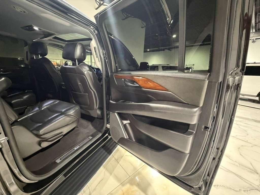 Cadillac Escalade ESV 2WD Premium 2018