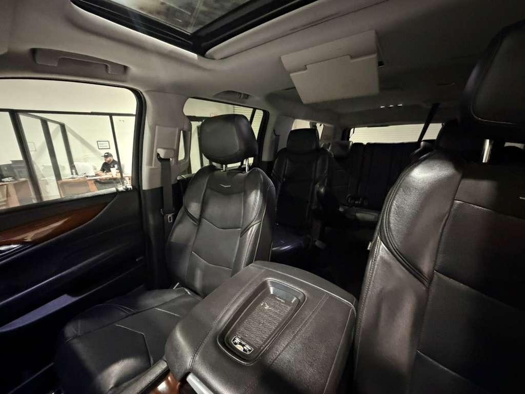 Cadillac Escalade ESV 2WD Premium 2018