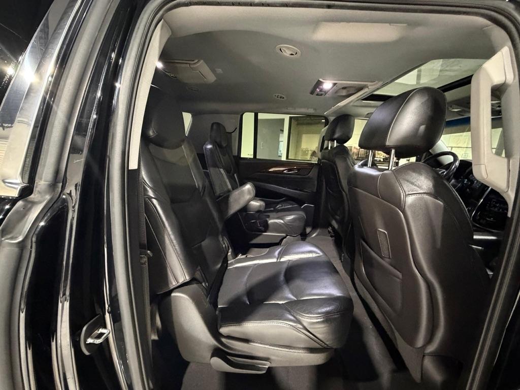 Cadillac Escalade ESV 2WD Premium 2018