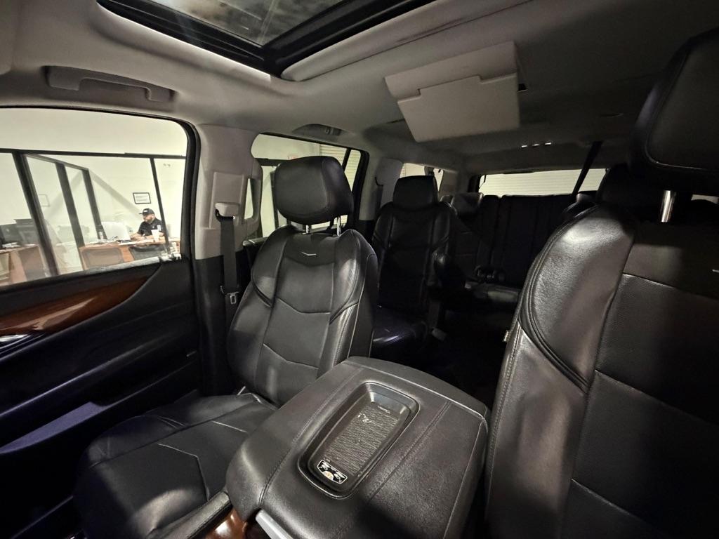 Cadillac Escalade ESV 2WD Premium 2018