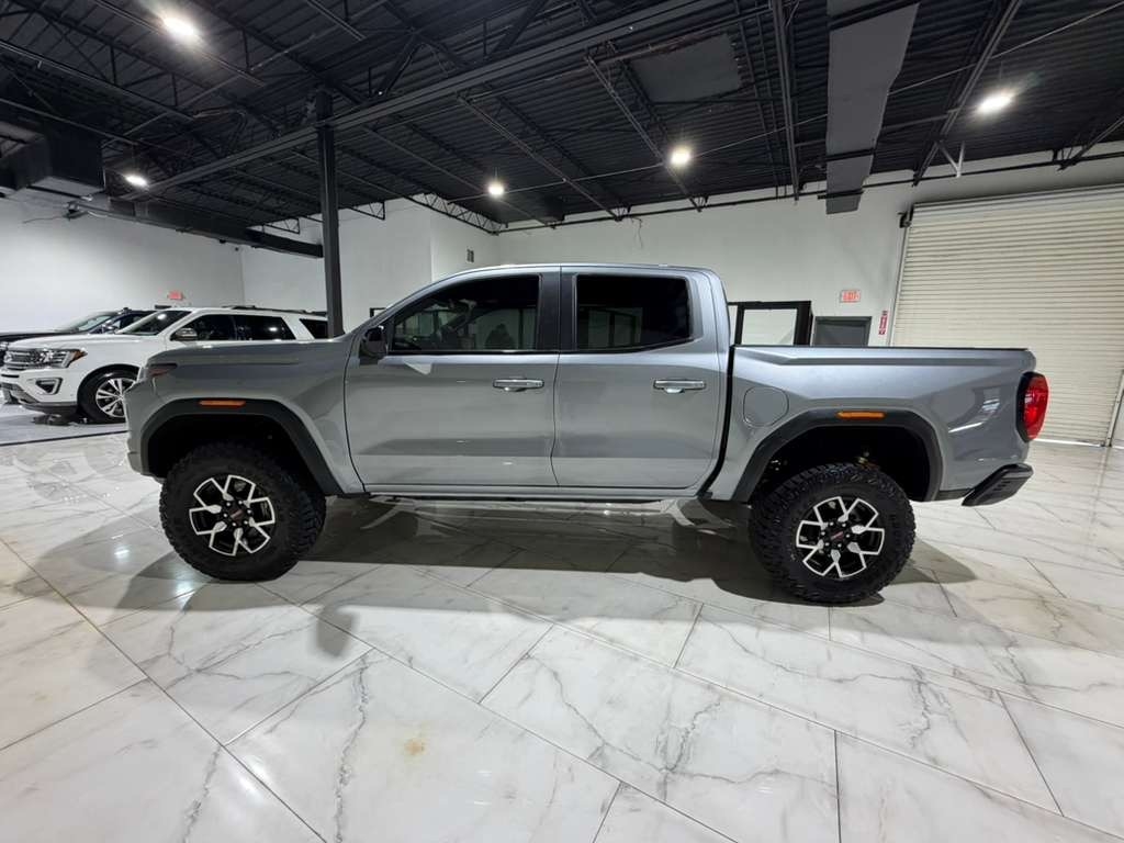 GMC Canyon AT4X Crew Cab 4WD 2024