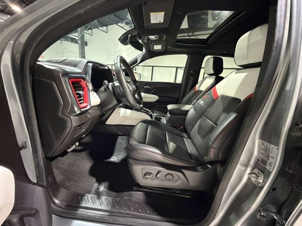 GMC Canyon AT4X Crew Cab 4WD 2024