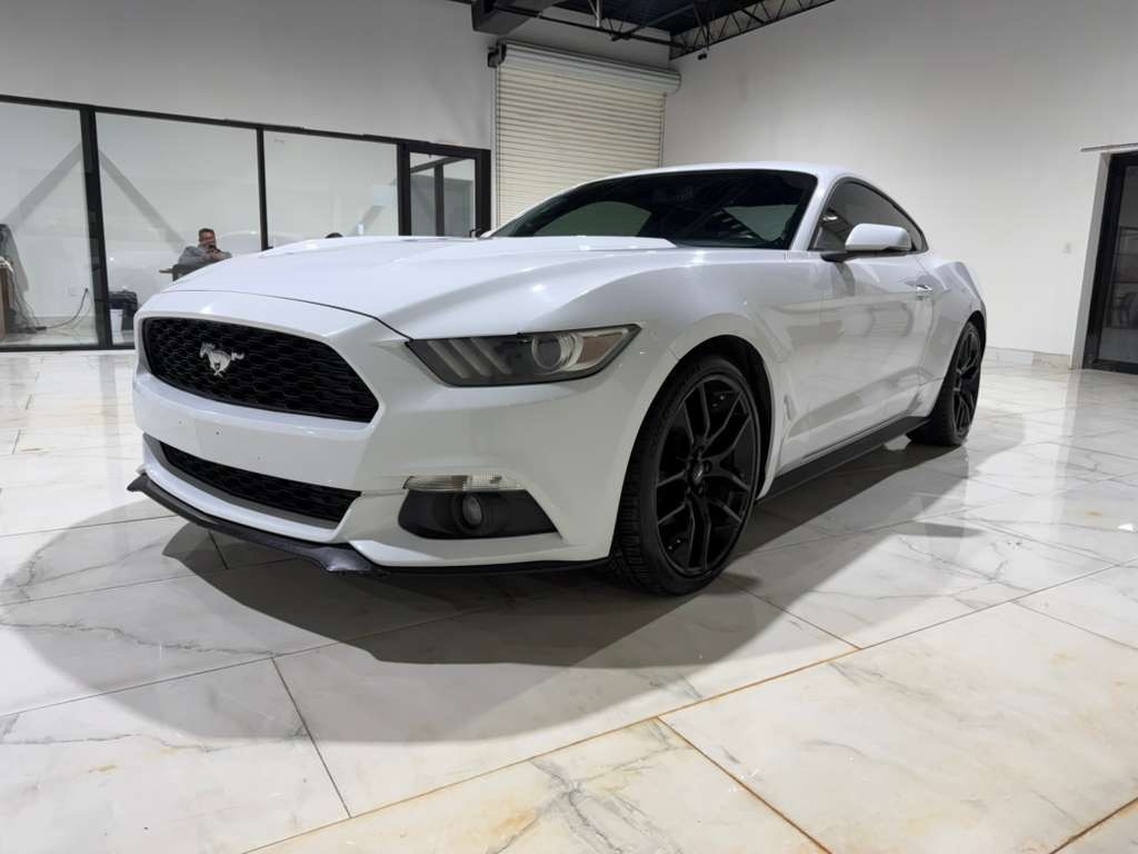 Ford Mustang EcoBoost Premium Coupe 2016