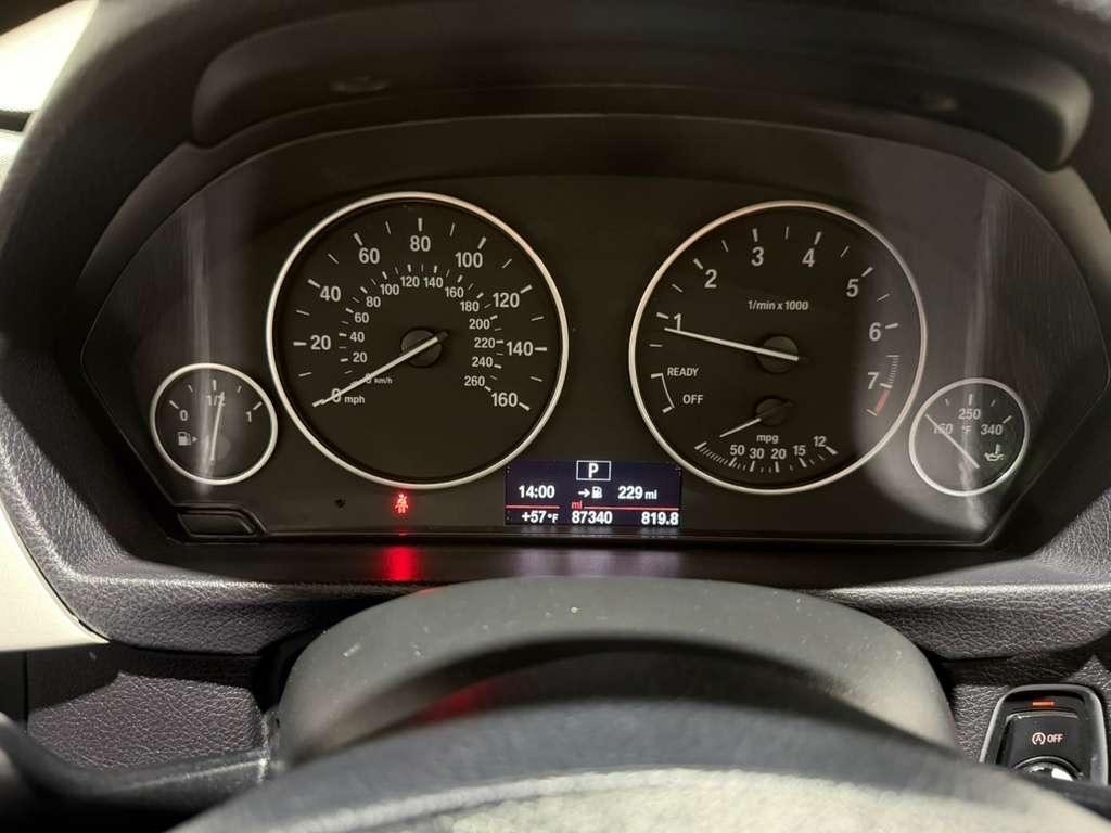 BMW 3-Series 320i Sedan 2017