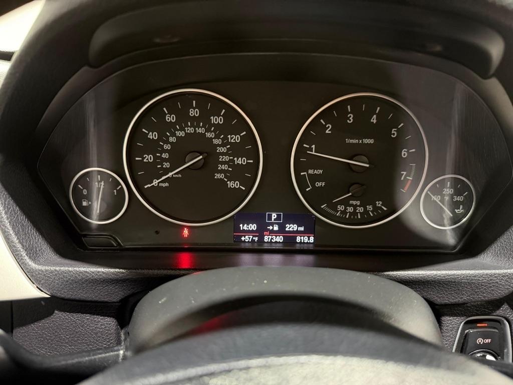 BMW 3-Series 320i Sedan 2017