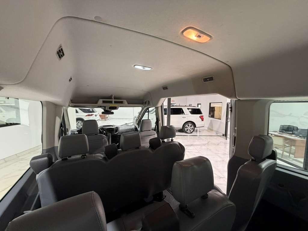 Ford Transit 350 Wagon Med. Roof XL w/Sliding Pass. 148-in. WB 2018