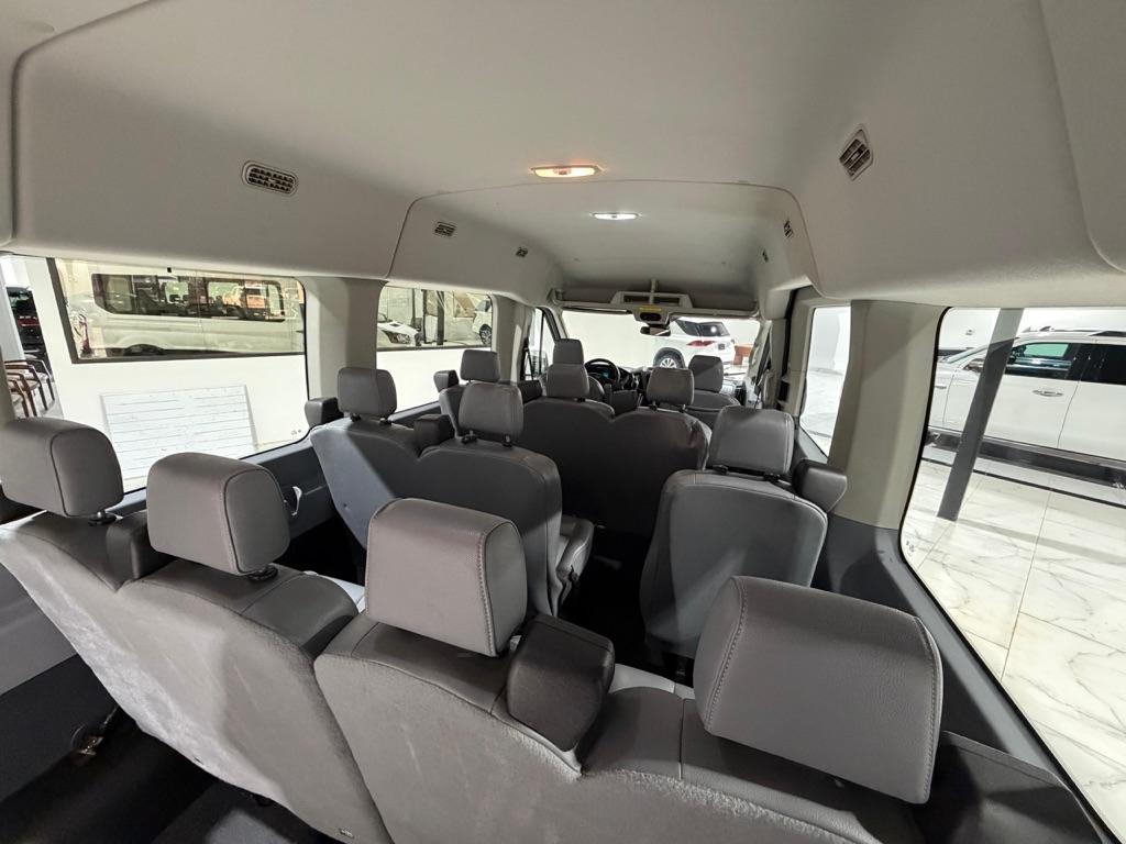 Ford Transit 350 Wagon Med. Roof XL w/Sliding Pass. 148-in. WB 2018