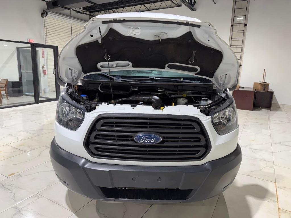 Ford Transit 350 Wagon Med. Roof XL w/Sliding Pass. 148-in. WB 2018