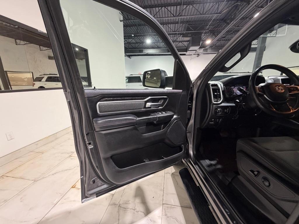 RAM 1500 Lone Star Crew Cab SB 4WD 2022