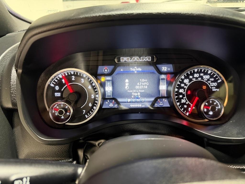 RAM 1500 Lone Star Crew Cab SB 4WD 2022