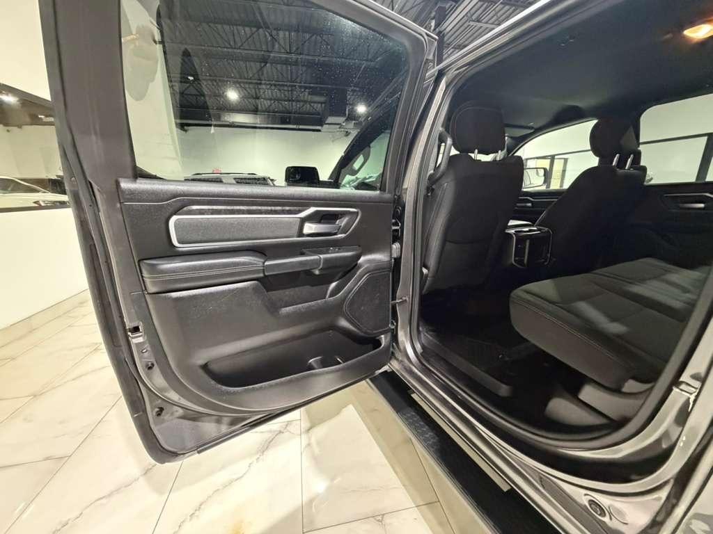 RAM 1500 Lone Star Crew Cab SB 4WD 2022