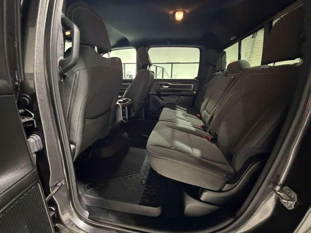 RAM 1500 Lone Star Crew Cab SB 4WD 2022