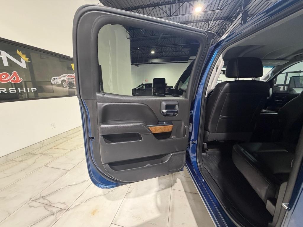 Chevrolet Silverado 1500 LTZ Crew Cab 4WD 2017