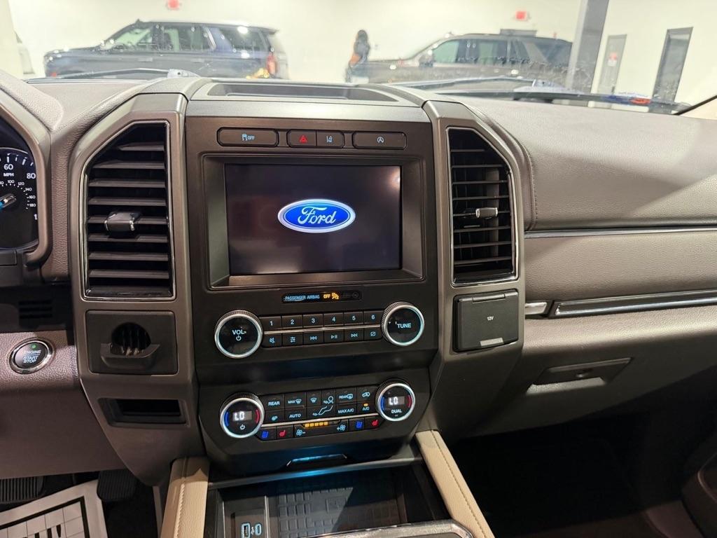 Ford Expedition MAX XLT 2021