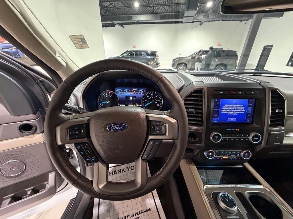 Ford Expedition MAX XLT 2021