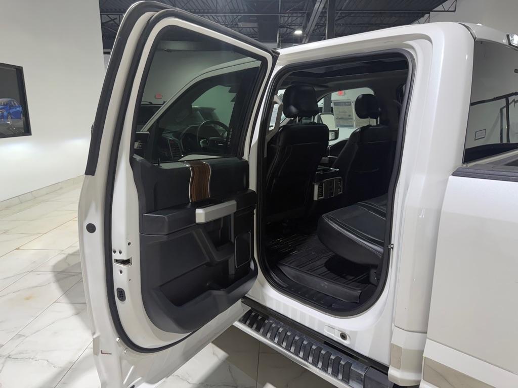 Ford F-150 Lariat SuperCrew 5.5-ft. Bed 4WD 2016