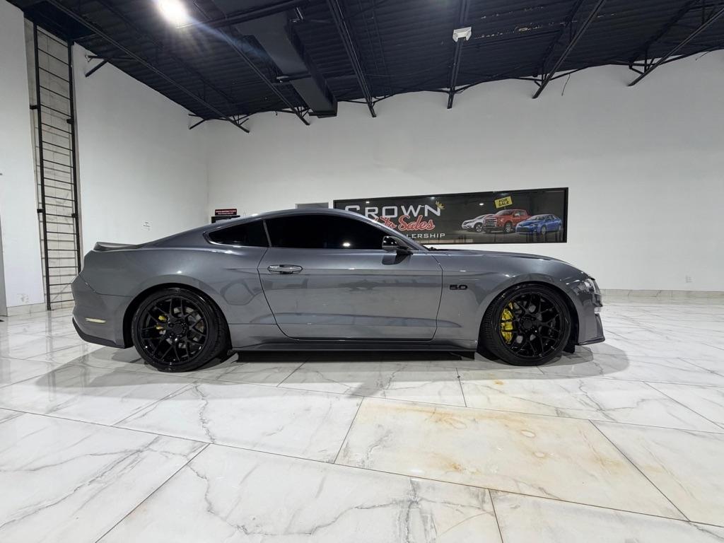 Ford Mustang GT Coupe 2021