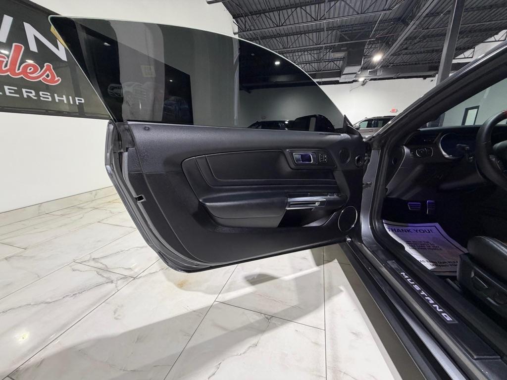 Ford Mustang GT Coupe 2021