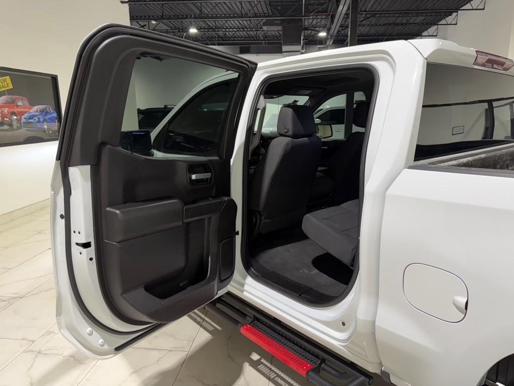 Chevrolet Silverado 1500 Custom Crew Cab Short Box 2WD 2021