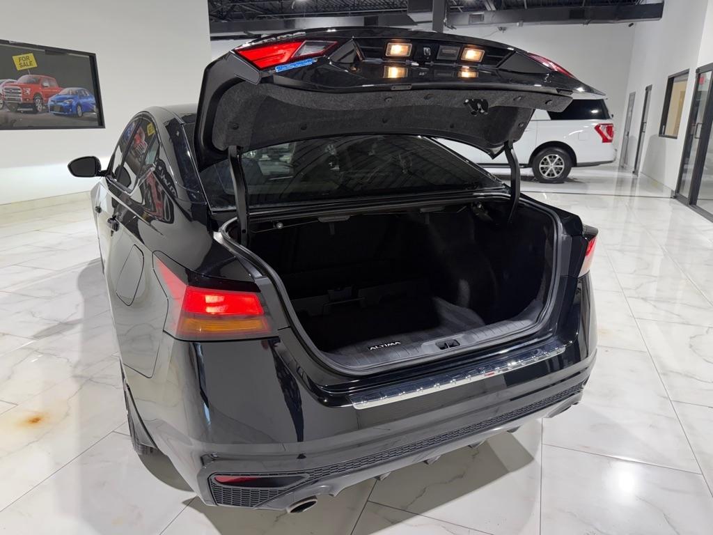 Nissan Altima 2.5 SR 2023