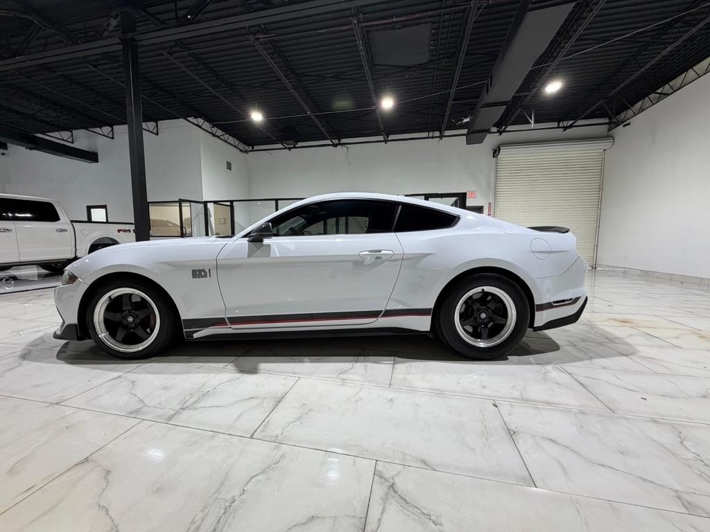 Ford Mustang Mach 1 2022