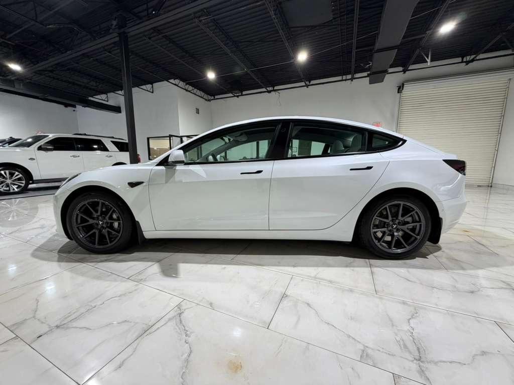 Tesla Model 3 Standard Range Plus 2021