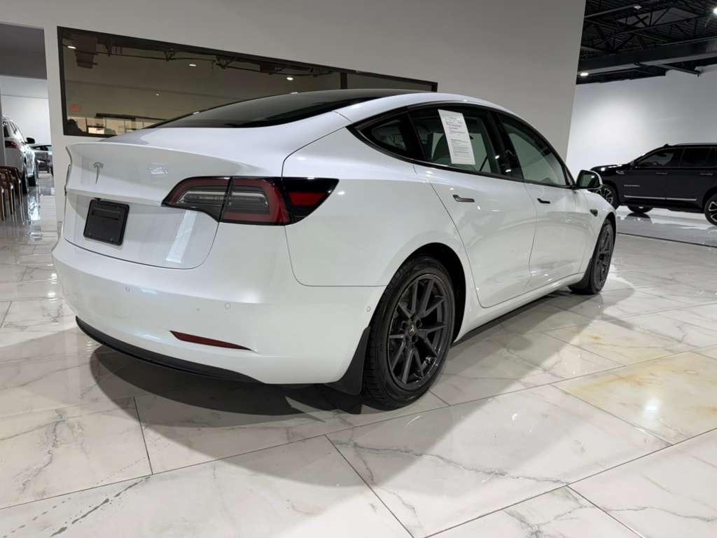 Tesla Model 3 Standard Range Plus 2021