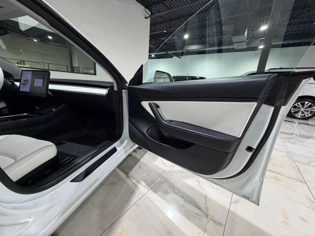 Tesla Model 3 Standard Range Plus 2021