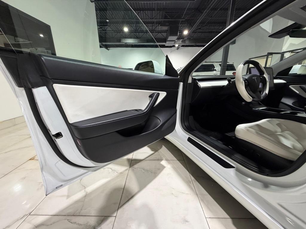 Tesla Model 3 Standard Range Plus 2021