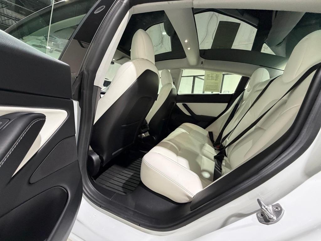 Tesla Model 3 Standard Range Plus 2021