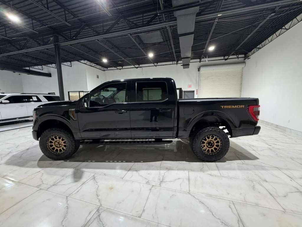 Ford F-150 Lariat SuperCrew 5.5-ft. Bed 4WD 2023