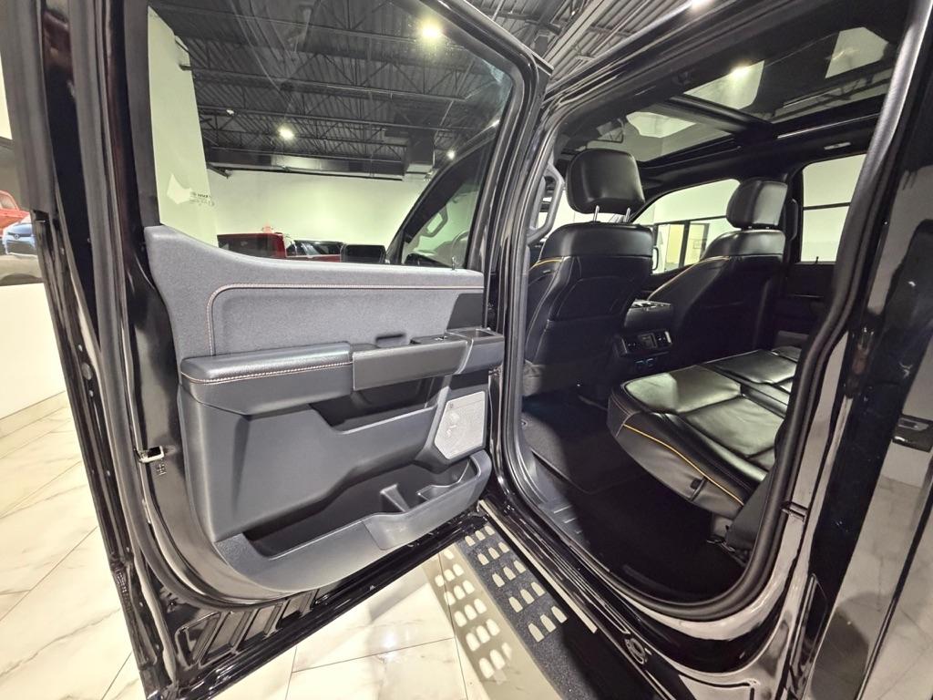 Ford F-150 Lariat SuperCrew 5.5-ft. Bed 4WD 2023