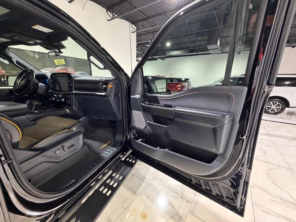 Ford F-150 Lariat SuperCrew 5.5-ft. Bed 4WD 2023