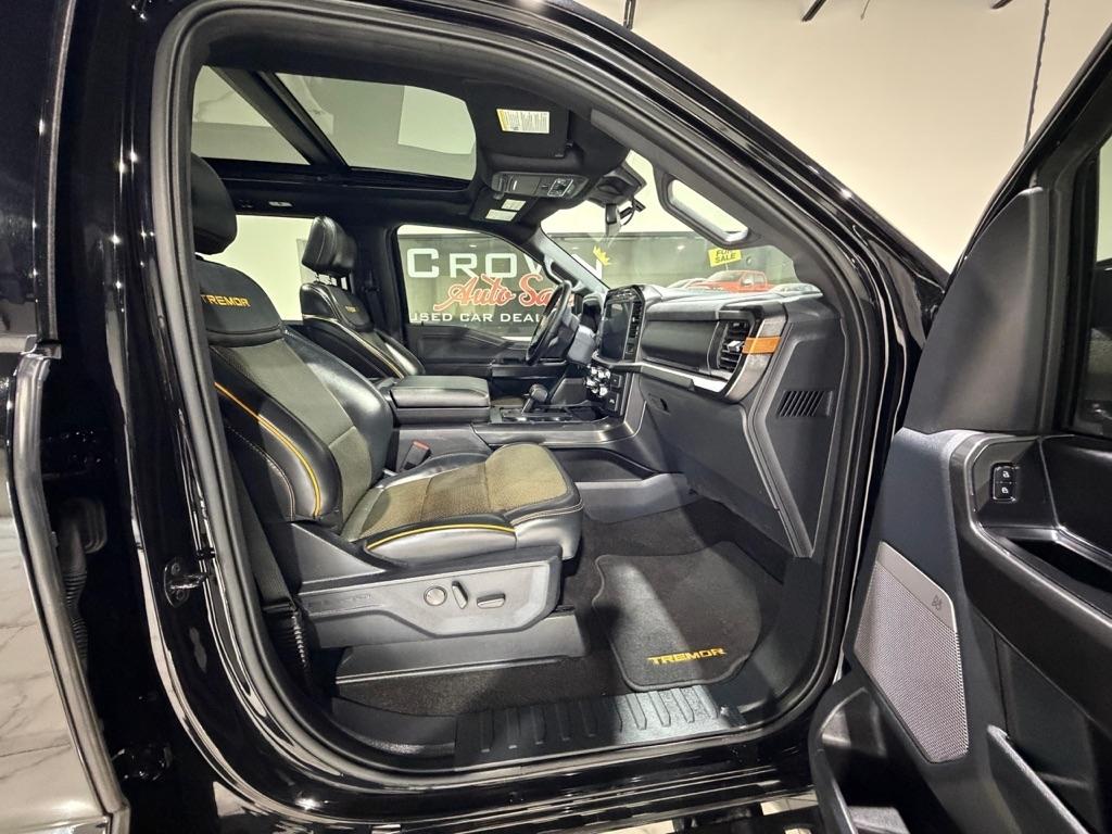 Ford F-150 Lariat SuperCrew 5.5-ft. Bed 4WD 2023