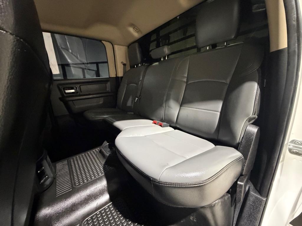 RAM 3500 Crew Cab 2WD DRW 2019