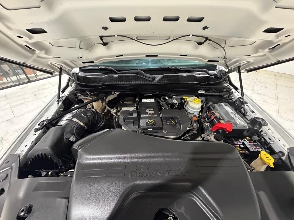 RAM 3500 Crew Cab 2WD DRW 2019