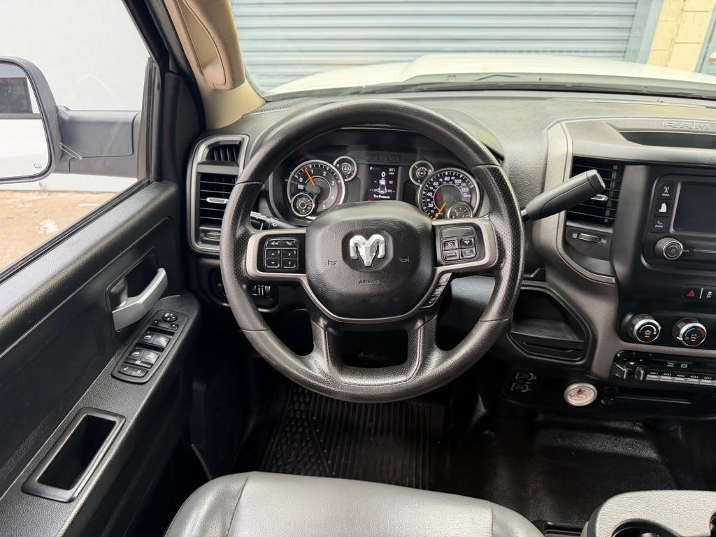 RAM 3500 Crew Cab 2WD DRW 2019