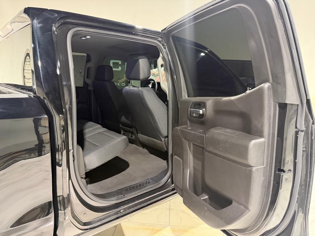 Chevrolet Silverado 1500 Custom Trail Boss Crew Cab Short Box 4WD 2019