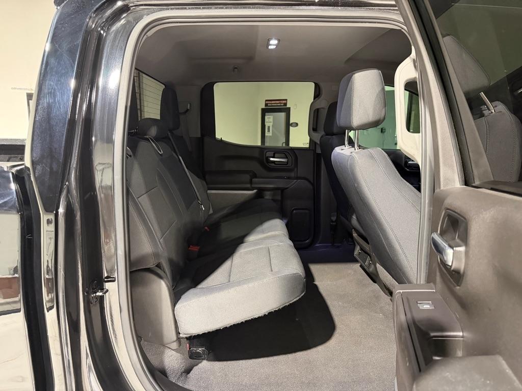 Chevrolet Silverado 1500 Custom Trail Boss Crew Cab Short Box 4WD 2019