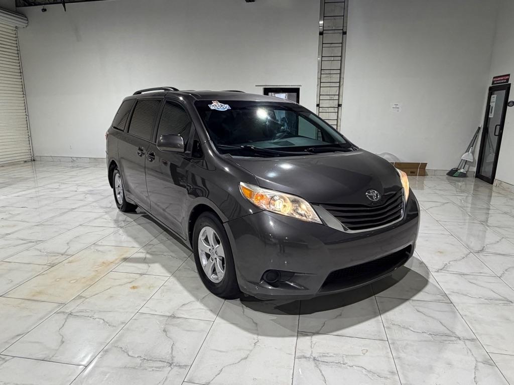 Toyota Sienna LE FWD 8-Passenger V6 2015