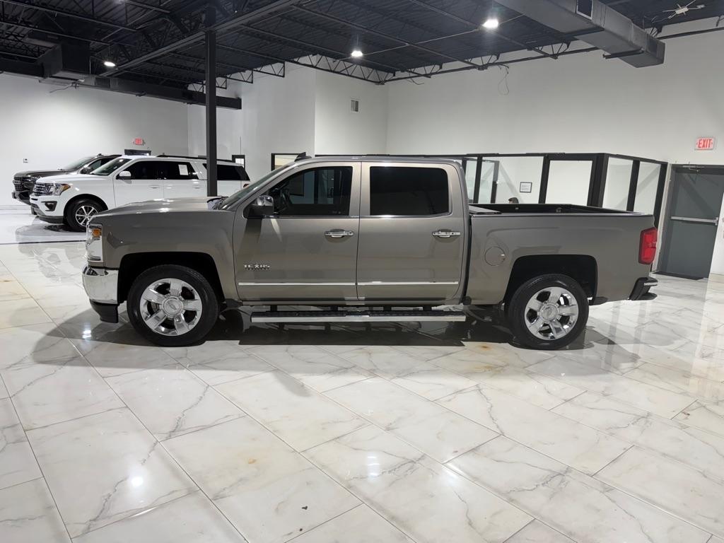 Chevrolet Silverado 1500 LTZ Crew Cab 2WD 2017